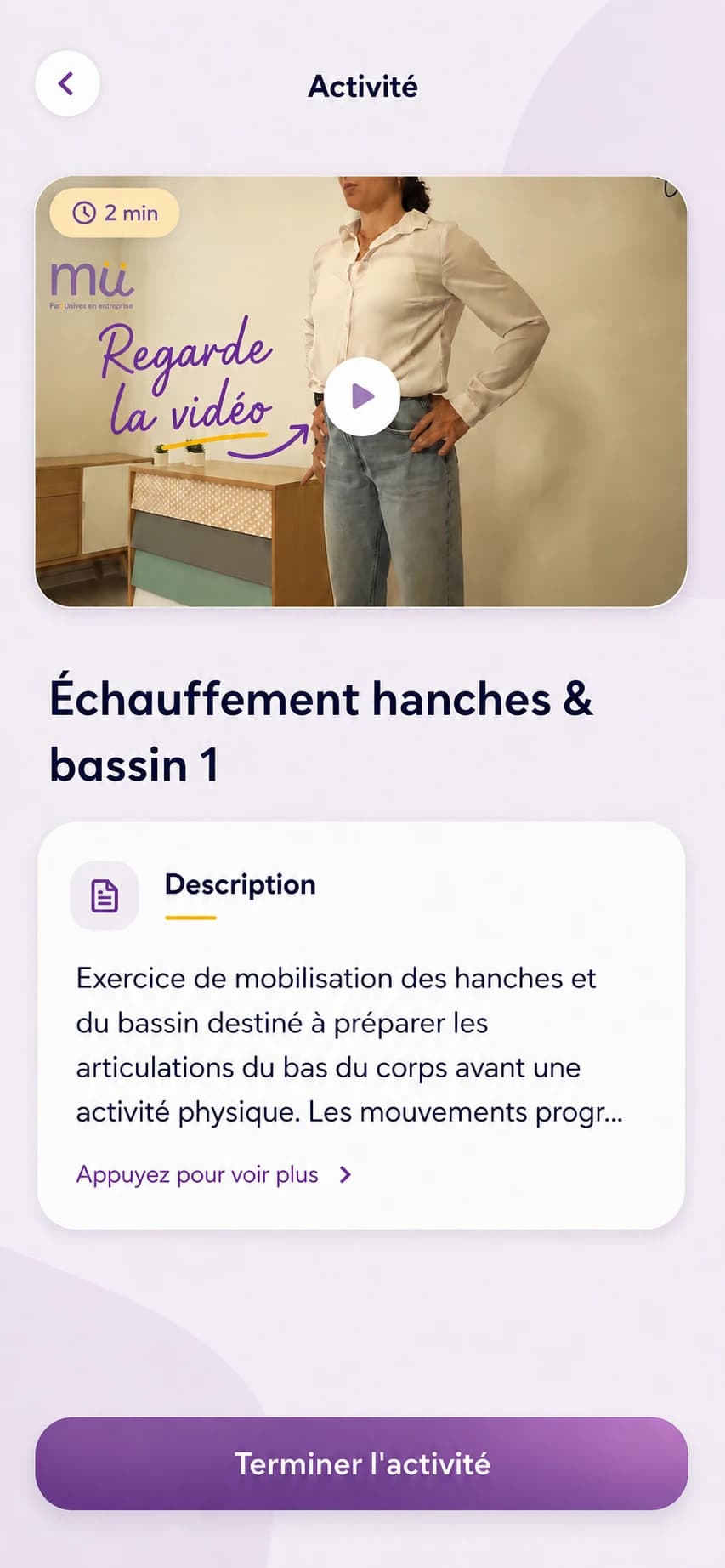 A video activity page in the Mü être mobile app: a two-minute warm-up.